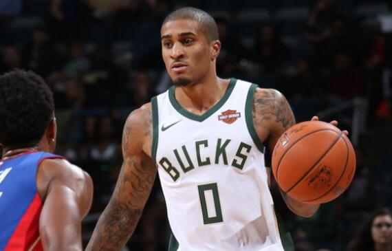 继伟的后场 继伟的后场