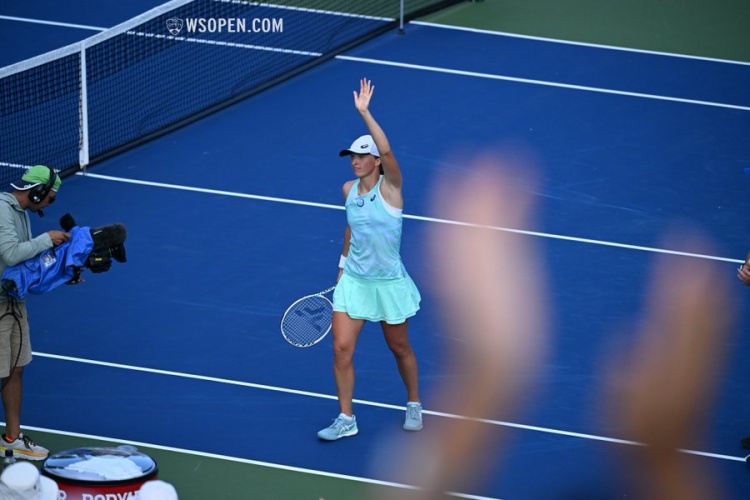 中场核心 中场核心