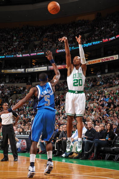 间球队身上 间球队身上